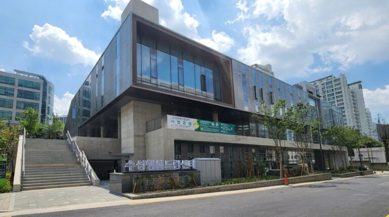 차들_없애고_건물_정면_모습_202606151933